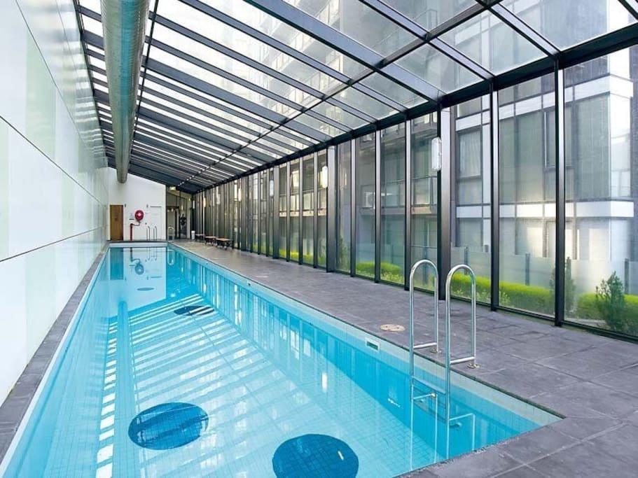 3 Bedroom Apartment In Southbank Melbourne Exterior photo