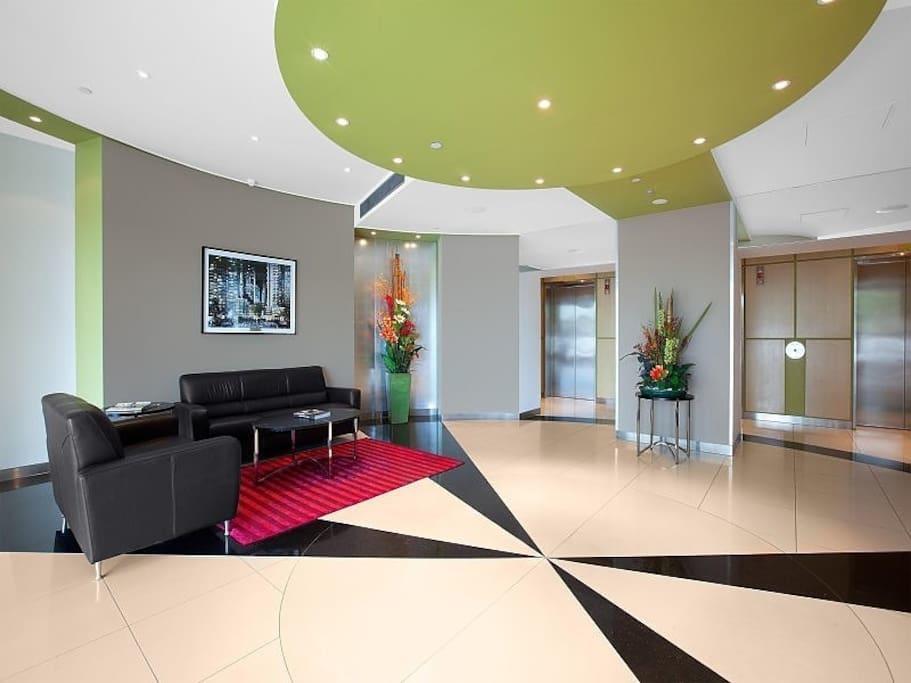 3 Bedroom Apartment In Southbank Melbourne Exterior photo