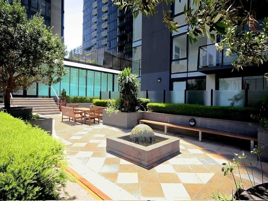 3 Bedroom Apartment In Southbank Melbourne Exterior photo