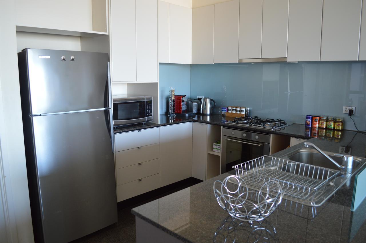 3 Bedroom Apartment In Southbank Melbourne Exterior photo